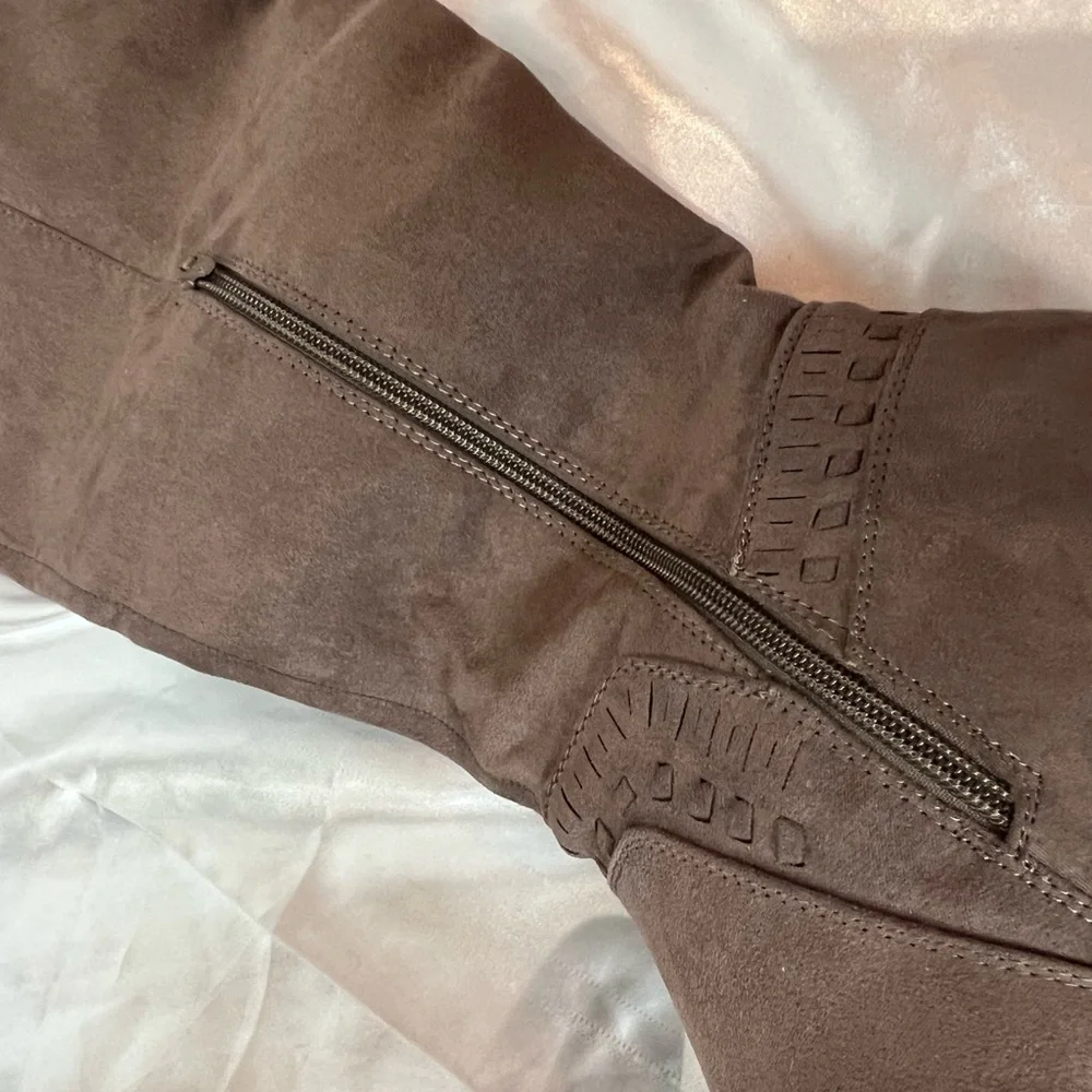 Sonoma Knee-High Brown Boots